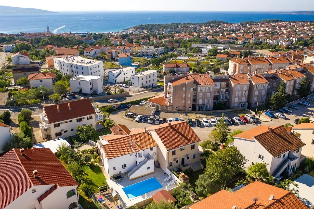 Apartment House Lijan Krk Town