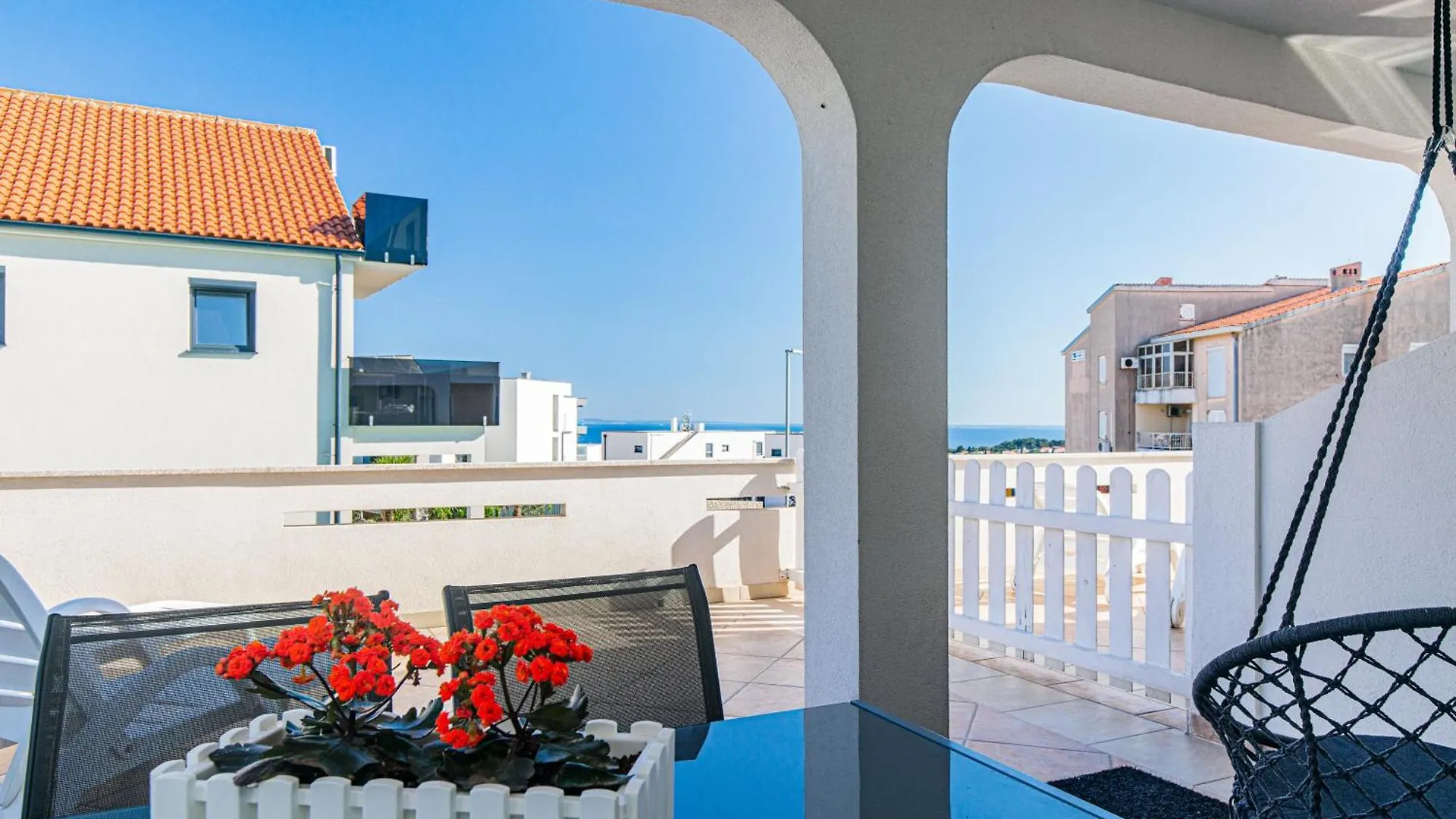 Apartment House Lijan Krk Town